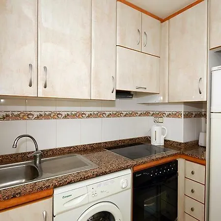 Beniajan Arturo * Torrevieja